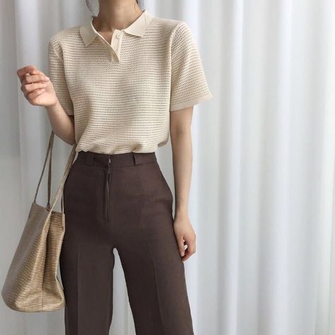 Beige Outfit, Korean Fashion Trends, Parisian Chic, Aesthetic Images, 가을 패션, Casual Work, Looks Style, Mode Inspiration, Mode Style