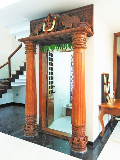 Here you will find photos of interior design ideas. Get inspired! Puja Mandap, Interior Pillars, Pooja Design, Wooden Arches, Temple Design For Home, Pooja Mandir, Indian Home Design, Autumn Home Decor, Indian Home Interior