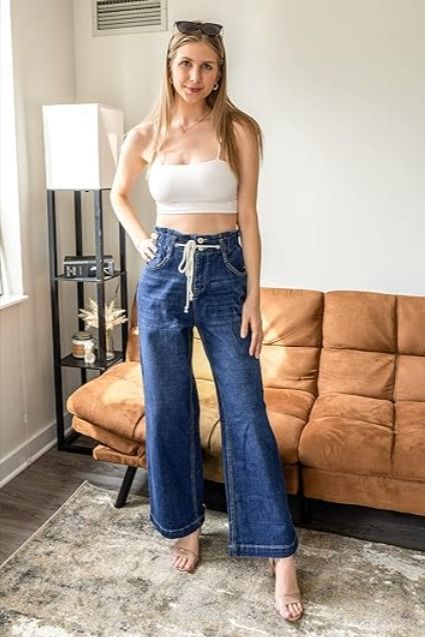 Denim & Jeans // Complete a comfy outfit wearing this dark blue high waist elastic bell bottom baggy jeans. Wide Leg Jeans For Women, Y2k Pants, Baggy Y2k, Jeans For Women, Bell Bottom, Baggy Jeans, Comfy Outfits, Wide Leg Jeans, Bell Bottoms