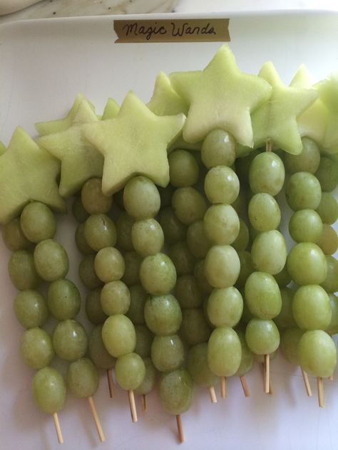 Sleeping Beauty Inspired Food, Sleeping Beauty Snacks, Fantasy Themed Party Food, Sleeping Beauty Food Ideas, Sleeping Beauty Themed Food, Princess Snacks Party, Sleeping Beauty Party Food, Princess Pizza Party, Princess Theme Party Food