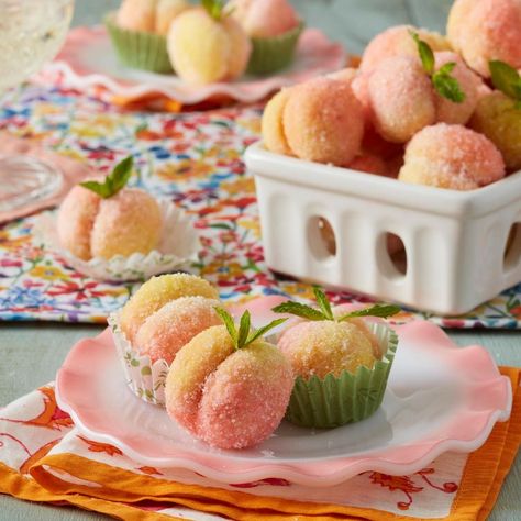 italian peach cookie Italian Peach Cookies, Peach Cookies Recipe, Italian Christmas Desserts, Easy Icing, Peach Cookies, Fried Pies, Cookie Ball, Decorating Cookies, Fruit Preserves