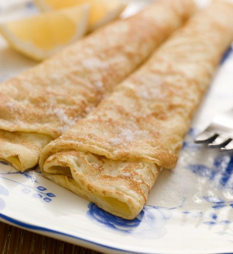 16 Types of Pancakes for Pancake Day!from The English Kitchen British Pancakes Recipe, Crepe Batter Recipe, English Pancakes, Types Of Pancakes, Basic Pancake Recipe, Basic Pancakes, Shrove Tuesday, Batter Recipe, Savory Crepes