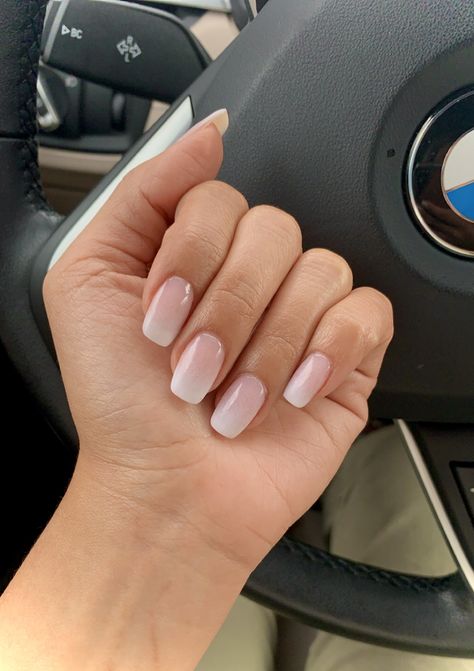 Bridesmaid Nails 2023, Sns Pink And White Ombre, Soft Pink Sns Nails, Sns Dipping Powder Nails Natural Color, Natural Nails Dipped, Dip Powder Nails Pink And White, Pink White Dip Powder Nails, Dip Powder Nail Colors 2023, Pink And White Sns Nails