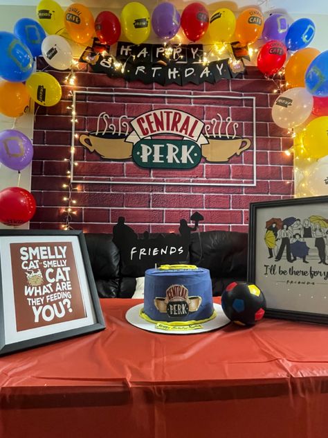 Central Perk Party Theme, Friends Themed Photo Booth, Friends Show Party Ideas, Highschool Hallway, Friends Themed Party Birthday, Bollywood Theme Party, Disco Theme Party, Friends Birthday Party, 25th Bday