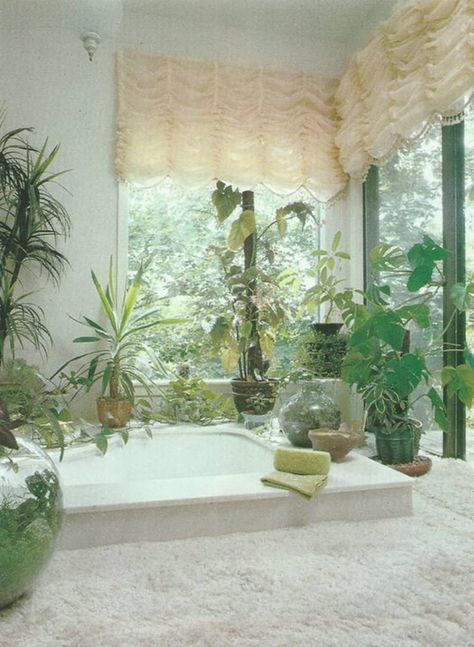 ’80s Bathrooms So Good, We Hope No One Ever Remodels Them | Apartment Therapy Bohemian Style Interior Design, 1980s Interior, Maximalist Interior Design, 80s Interior Design, 80s Home, 80s Interior, 80s Decor, Bohemian Style Interior, Maximalist Interior