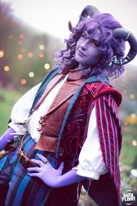 Tiefling Cosplay, Critical Role Cosplay, Dnd Tiefling, Ren Faire Outfits, Critical Role Campaign 2, Nerd Herd, Nikki Love, Larp Costume, Critical Role Fan Art