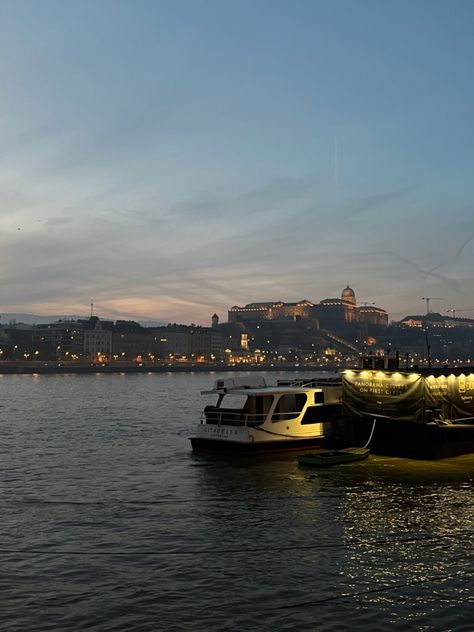 Budapest Danube, Budapest