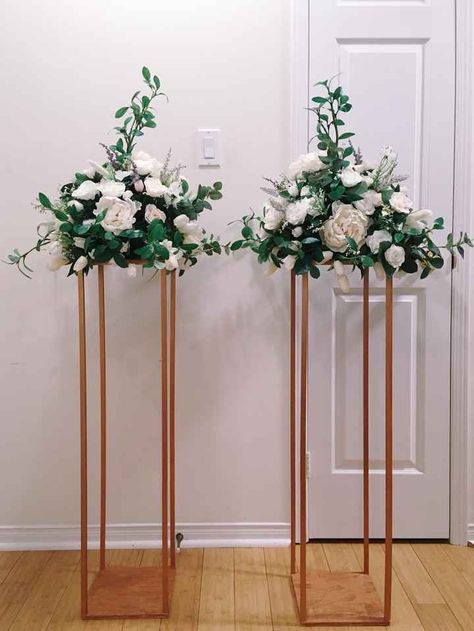 Metal Flower Stand, Alter Flowers, Wedding Pillars, Flower Wall Wedding, Event Decoration, Flower Stand, Diy Wedding Flowers, Stage Decorations, Metal Flower