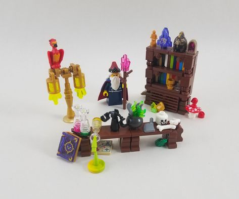 Lego Fantasy Moc, Lego Wizard, Easy Lego Creations, Harry Potter Lego Sets, Lego Medieval, Lego Halloween, Lego Furniture, Lego Diy, Lego Activities