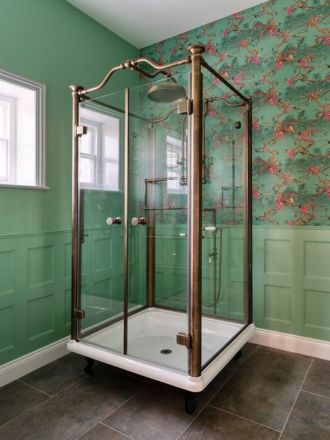 A luxury standalone shower based on an original 1900s Edwardian cast iron shower bath. The Sentinel is a masterpiece of tubular style and minimal glass – and as a complete freestanding entity, offers endless design solutions. English Countryside Home, Edwardian Bathroom, Georgian Manor House, Portable Outdoor Shower, Georgian Manor, Hall House, Rustic Bathroom Designs, Master Ensuite, Dream Bath