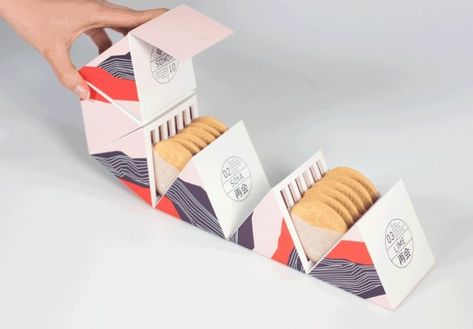 SAIKAI is a conceptual design that four students created to package cookies in a whimsical and endearing way. Modern Packaging Design, Biscuit Packaging, Biscuits Packaging, Modern Packaging, Cookie Packaging, Box Packaging Design, Chocolate Packaging, Tea Packaging, Food Packaging Design