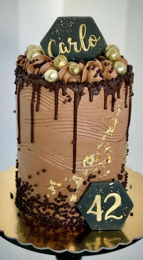 chocolate cake, chocolate birthday cake, birthday cake, 42nd birthday cake #birthdaycake 42 Birthday Cake For Woman, 42 Birthday Cake, Chocolate Graduation Cake, 42nd Birthday Cake, Pretty Cake Decorating, Cake Bridal Shower, Grad Cake, Chocolate Birthday Cake, 42nd Birthday