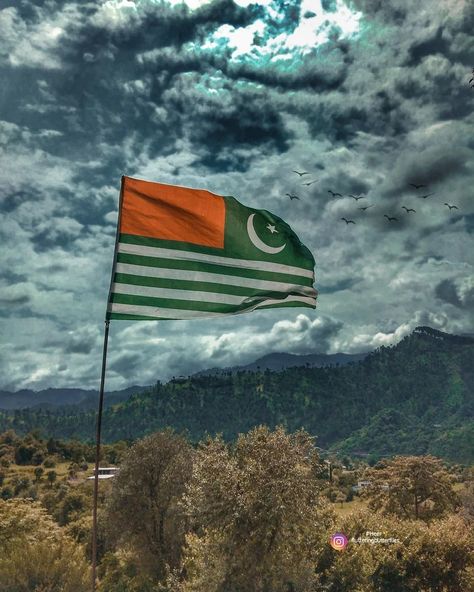 Nature, kashmiri flag, azad kashmir, aesthetic Speech In Urdu, Kashmir Day, Best Army, Pakistani Culture, Pakistan Flag, Azad Kashmir, Autumn Instagram, Today Images, Butterfly Art Painting