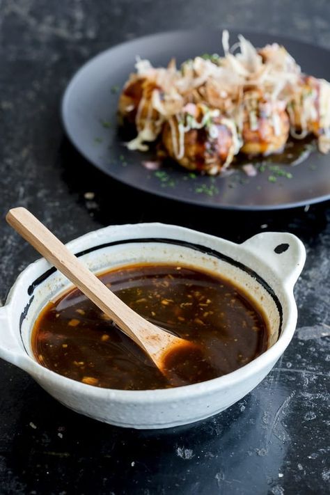 Takoyaki Sauce Recipe - A super simple recipe for homemade Takoyaki Sauce, PERFECT for drizzling over crispy golden takoyaki balls (Japanese octopus street food snacks). Sweet, tangy and oh-so-delicious, this amazing Japanese sauce works well with other Japanese food like okonomiyaki savoury pancakes and yakisoba noodles too. | wandercooks.com #takoyaki #japanesefood #japanese #sauce #streetfood Takoyaki Sauce Recipe, Takoyaki Recipe How To Make, Takoyaki Batter Recipe, Yaki Soba Sauce, Takoyaki Sauce, Street Food Snacks, Japanese Octopus, Yakisoba Recipe, Yakisoba Noodles