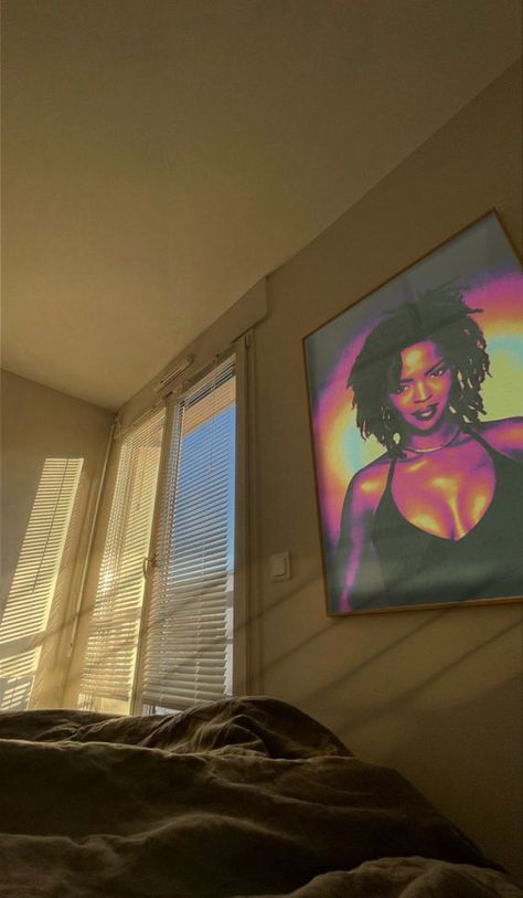 2000s Posters, Ms Lauryn Hill, I Love Being Black, Lauryn Hill, Arte Van Gogh, Future Apartment Decor, Neo Soul, Apartment Decor Inspiration, Soul Music