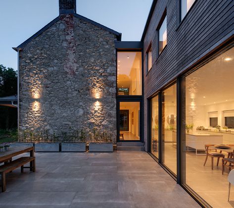 Bottor Cottage, House Designs Ireland, Outside Flooring, Cottage Extension, Irish Houses, Mandarin Stone, Stone Building, Cottage Modern, House Cladding