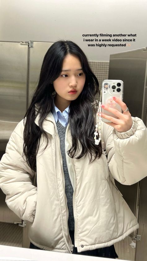 saranghoe tracy sohn korean outfit Dress Outfits Korean, Tacky Decor, Korean Aesthetic Outfits, Tracy Sohn, Daisy Choi, December Outfits, University Outfit, White Puffer, Outfit Korean