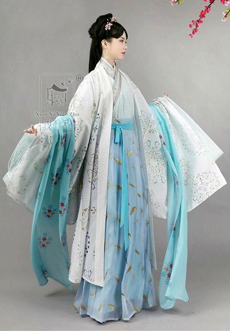 CLASSIC ASIAN CLOTHING Historical Asian Fashion, East Asian Fantasy Clothes, Blue Hanbok, Traditional Chinese Clothing, Chinese Dynasty, Song Dynasty Hanfu, Tang Dynasty Hanfu, Gaun Abad Pertengahan, Chinese Clothes