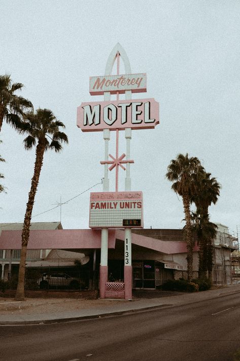 Pink Motel Aesthetic, Vintage Vegas Signs, Retro Motel Aesthetic, Western Pink Aesthetic, Pink Vegas Aesthetic, Vintage Las Vegas Aesthetic, Motel Sign Aesthetic, Vintage Motel Aesthetic, Las Vegas Aesthetic Vintage