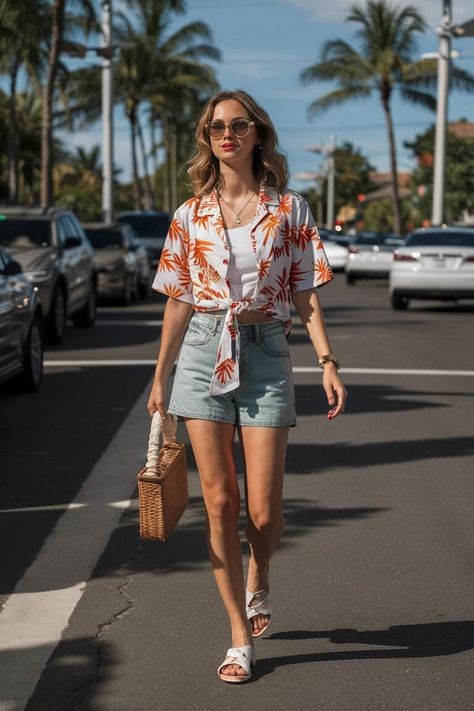 15 Aloha-mazing Hawaii Outfit Ideas to Rock on Your Island Getaway 9 Hawaiian Women Outfit, Casual Hawaii Outfits, Maui Outfit Ideas Women, Hawaii Shirt Style Women, Hawaiian Party Outfit Women, Hawaii Aesthetic Outfits, Outfits For Hawaii Vacation, Hawaii Trip Outfits, Hawaiian Vacation Outfits