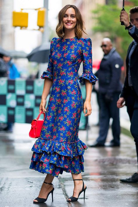 Best Dressed Of The Week: The Best Street Style & Red Carpet Looks Blue Frock, Stile Blair Waldorf, Gossip Girl Outfits, Gossip Girl Fashion, Leighton Meester, Blair Waldorf, Looks Chic, Cool Street Fashion, Mode Inspiration