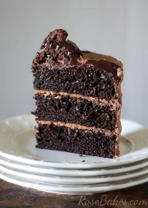 One Bowl Chocolate Cake, Whipped Chocolate Frosting, Chocolate Cake Ideas, Natashas Kitchen, Chocolate Cake From Scratch, Choc Cake, Chandelier Cake, Chocolate Cake Recipe Moist, Cake From Scratch