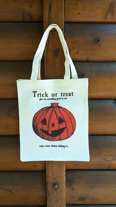 Trick or Treat Jack-O-Lantern tote Custom Trick Or Treat Bags, It's The Great Pumpkin, Trick Or Treat Bags, Halloween Designs, Trick Or Treating, First Halloween, Craft Fair, Jack O, Treat Bags