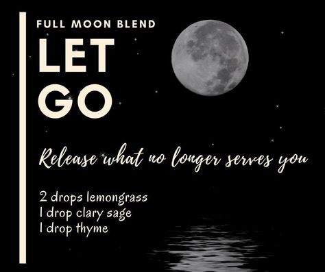 Full Moon Diffuser Blends, Full Moon Essential Oil Blend, Diy Perfumes, Moon Oil, Young Living Diffuser, Anthropologie Candle, Witchcraft Magic, Doterra Diffuser Blends, Essential Oil Diffuser Blends Recipes