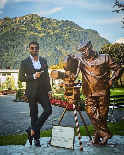 The Icon...Yash Chopra  Legendary Son of the Soil... Brought glory to Indian… Yash Chopra, Switzerland Tourism, Beautiful Kittens, Celebrity Magazines, Blockbuster Film, Interlaken, Iphone Wallpaper Quotes Love, Ranveer Singh, Color Film