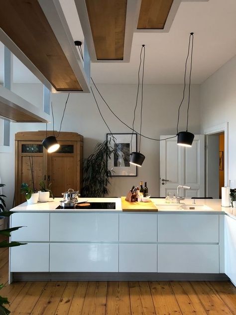 Aim Pendant Light, Flos Aim Pendant, Modern Elegant Kitchen, Industrial Interior Bar, Flos Aim, Dream House Garden, Lounge Room Styling, Industrial Kitchen Design, Studio Kitchen