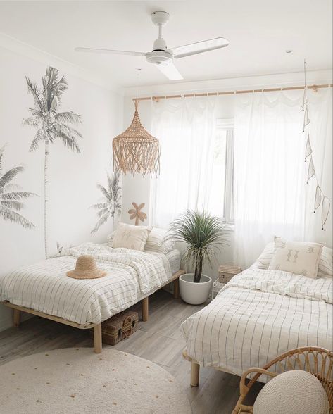 Boho Coastal Bedroom, Boys Shared Bedroom, Beachy Bedroom, Beachy Room, Kids Bedroom Inspiration, Shared Bedroom, Shared Room, Relaxing Bedroom, Coastal Bedrooms