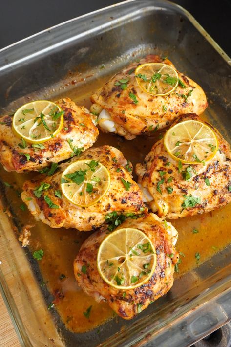 MUSLOS DE POLLO AL LIMÓN (HORNEADO) Meatless Meals Healthy, Healthy Lifestyle Food, Food For A Crowd, Breakfast Brunch Recipes, Meatless Meals, Holiday Cooking, Easy Cooking, Amazing Food, Brunch Recipes