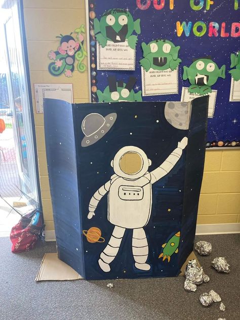 Planetarium Dramatic Play, Space Station Kindergarten, Space Role Play, Outer Space Book Fair, Space Imaginative Play, Space Kindergarten, Space Vbs, Space Names, Space Activities