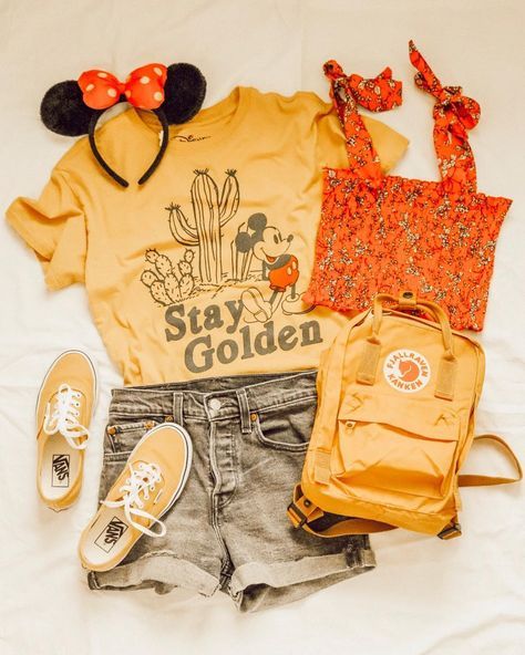 I don’t know why there’s 2 shirts though Disneybound Outfits, Disney Trip Outfits, Looks Adidas, Disney Themed Outfits, Cute Disney Outfits, Disney World Outfits, Disneyland Outfits, Disney Bound Outfits, Disney Inspired Outfits