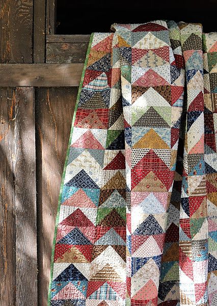 Scrappy Flying Geese Units Make a Wonderful Quilt - Quilting Digest Quilting Digest, Rustic Quilts, Wild Goose, Flying Geese Quilt, Classic Quilts, Country Quilts, Scrap Quilt Patterns, Primitive Farmhouse, Triangle Quilt