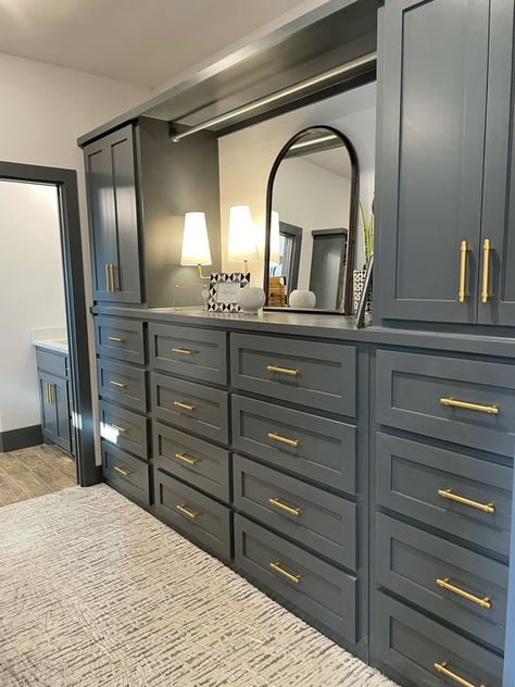 Built In Dresser With Tv, Built In Dresser In Bedroom Chest Of Drawers Closet Ideas, Built In Closet With Tv In The Middle, Built In Dresser In Bedroom Master Suite With Tv, Wardrobe With Tv Unit Master Bedrooms Built Ins, Built In Wall Shelves, Bedroom Tidy, Cabinet Build, Bedroom Wall Units