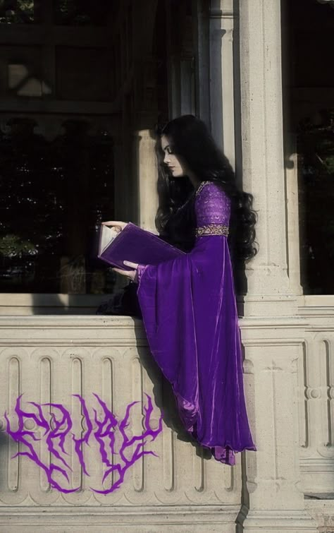 Witchy Purple Dress, Purple Witchy Outfit, Purple Style Outfit, Purple Gown Aesthetic, Deep Purple Outfit, Purple Witch Outfit, Purple Medieval Dress, 90s Goth Aesthetic, Fairy Medieval