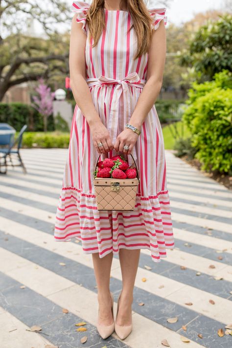 Kate Spade Stripe Ruffle Sleeve Dress Red Striped Dress Outfit, Striped Dress Outfit, Summer Dress Ideas, Strawberry Basket, Striped Summer Dress, St Cecilia, Stripe Midi Dress, Womens Fashion Casual Chic, Striped Dress Summer