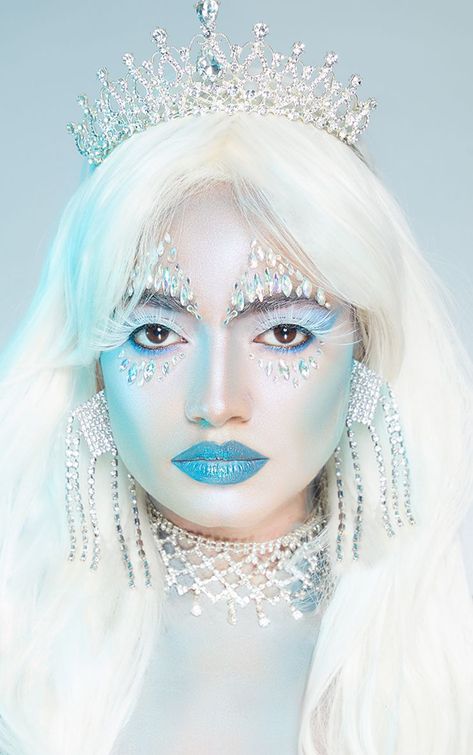 White Eyelashes, Witch Costumes, Queen Outfit, Face Jewels, Animal Costumes, Barry M, Silver Jewels, Ice Queen, Nature Gif