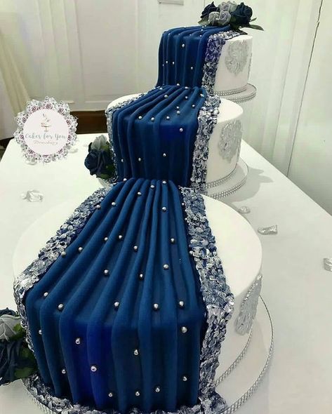 564×703 Tswana Traditional Wedding Cakes, African Wedding Cakes, Wedding Cake Setting, Traditional Wedding Cakes, Traditional Wedding Cake, Royal Blue Wedding, Wedding Cakes Blue, Amazing Wedding Cakes, Indian Wedding Cakes