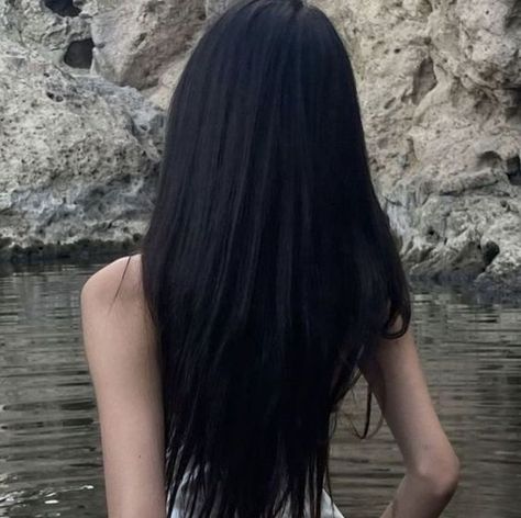 Black hair extensions on a model, showcasing thick, glossy locks. Perfect for autumn, they embody the Y2K and clean girl aesthetic, offering dream hair that's both inspirational and visually pleasing. Hair Aesthetic, Discord Server, Black Hair, Water, Hair, Black