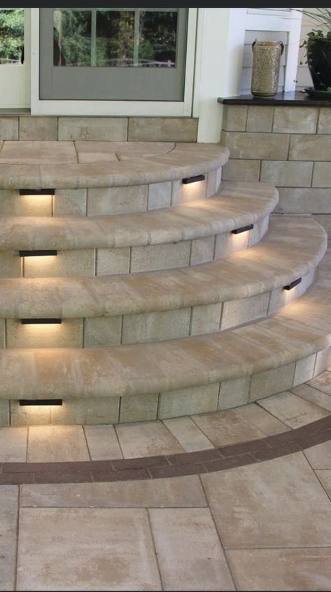 Round Front Steps, Round Front Steps Entrance, Rounded Front Porch Steps, Front Stairs Entrance, Front Door Stairs Entrance, Door Steps Ideas Entrance, Front Porch Stairs, Stairs Decoration, Stone Patio Designs