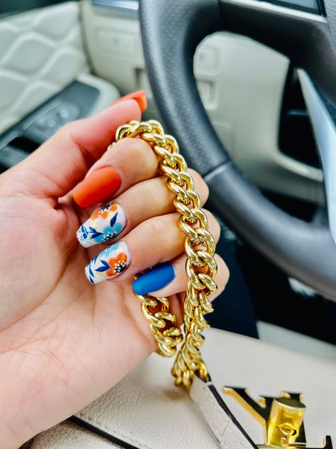 Blue White Orange Nails, Blue Orange Nails, Orange And Blue Nails, Floral Nail Design, Blue Orange Weddings, Royal Blue Nails, Navy Nails, Navy Blue Nails, Teal Nails