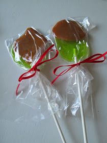 Apple Lollipops, Caramel Apple Lollipops, Solar Power Diy, Candied Nuts, Diy Solar, Creative Halloween Costumes, Homemade Treats, Fall Party, Caramel Apple