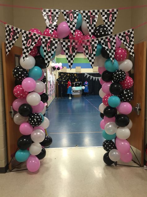 Sock Hop Decorations, 50s Party Decorations, Grease Themed Parties, Grease Theme, 50s Sock Hop, Grease Party, 50s Theme Parties, Sock Hop Party, Diner Party