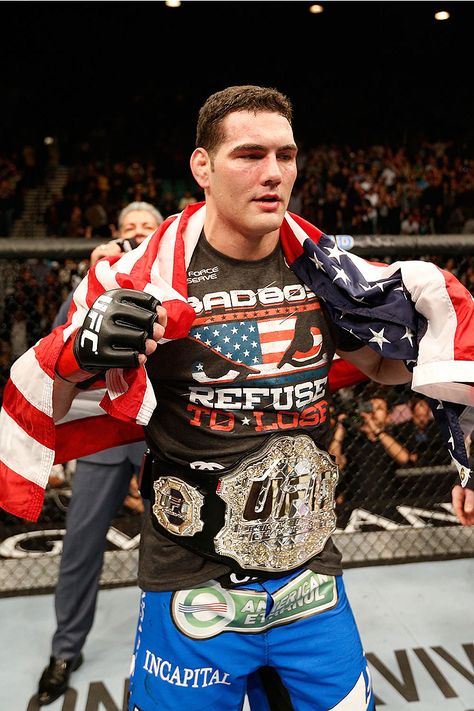 UFC middleweight champion Chris Weidman Ufc Champions, Chris Weidman, Sport Karate, Ufc Boxing, Ufc Fighters, Combat Sports, Mma Fighters, Mixed Martial Arts, Best Of The Best