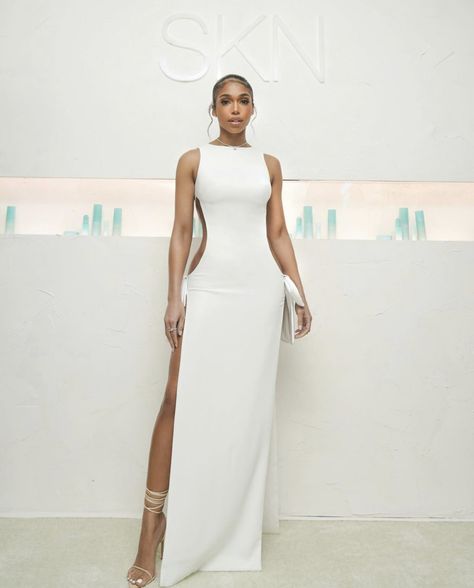 Lori Harvey Outfits, Lori Harvey Style, Harvey Outfits, Stella Dress, Lori Harvey, Strappy Dress, Split Maxi Dress, Ivory Dresses, Strappy Dresses