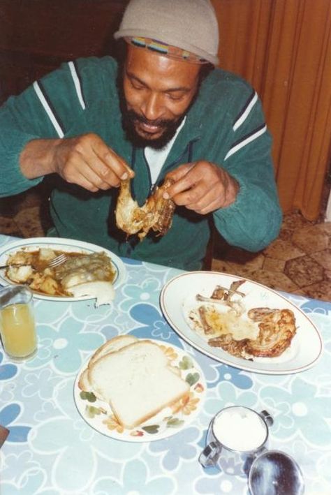 Photo Jan Gaye, Black Musicians, Tammi Terrell, Eating Good, Fashion 1970s, Soul Singers, Skater Aesthetic, Vintage Black Glamour, Black Hollywood