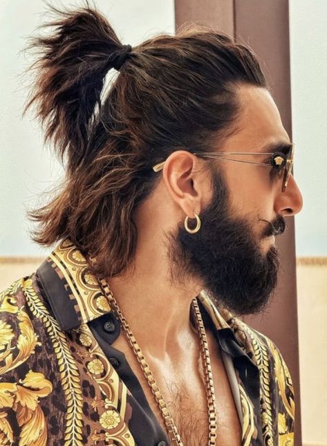 Indian Man Long Hair, Ranveer Singh Long Hairstyle, Srk Beard Look, Bollywood Icons, Jubin Shah Beard Style, Ranveer Singh Hairstyle, Ranveer Singh Beard, Blonde Hair Boy, Hair Boy