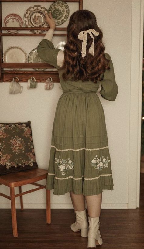 Outfits Vintage, Cottagecore Outfits, Old Fashion Dresses, Cottagecore Fashion, Old Fashion, Dresses Vintage, Looks Chic, Soft Grunge, Dieselpunk